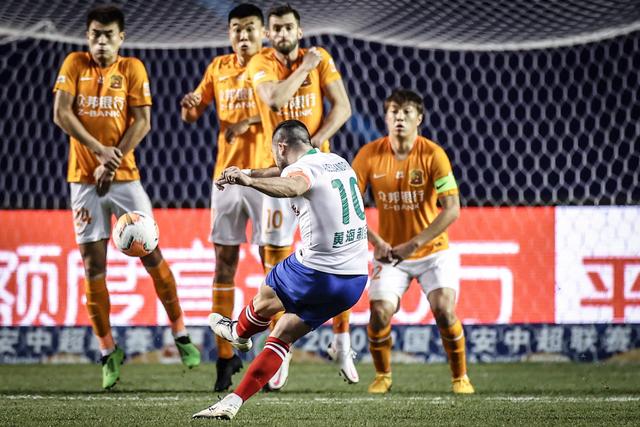 U18女篮轻松战胜菲律宾，三分球命中率高达50%